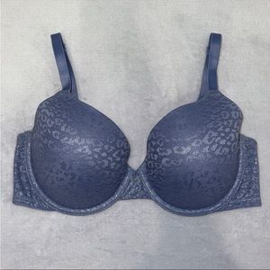 Victoria Secret PINK Wear Everywhere t-shirt lightly lined 36D